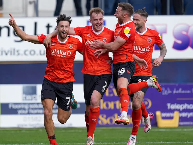 Luton Town: Đội Bóng Đầy Nghị Lực